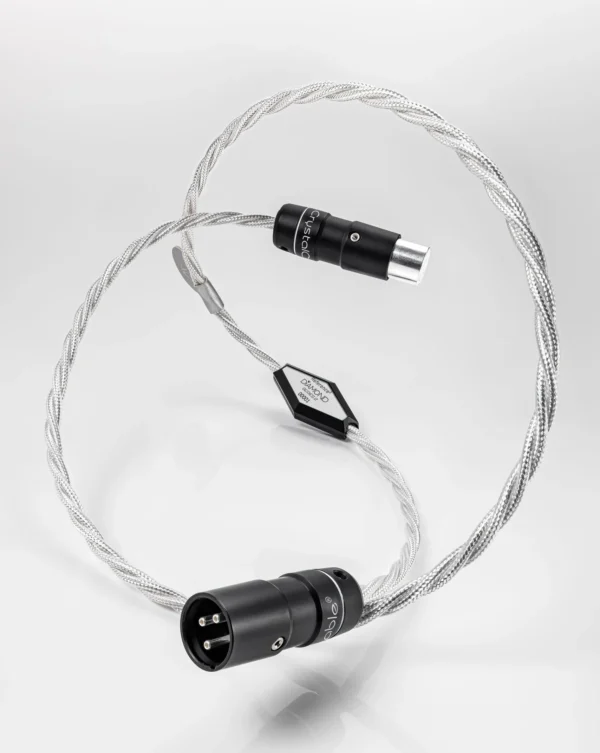 Crystal Cable Diamond Series 2 Reference XLR Cable 01