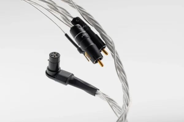 Crystal Cable Diamond Series 2 Ultra Phono Cable 01