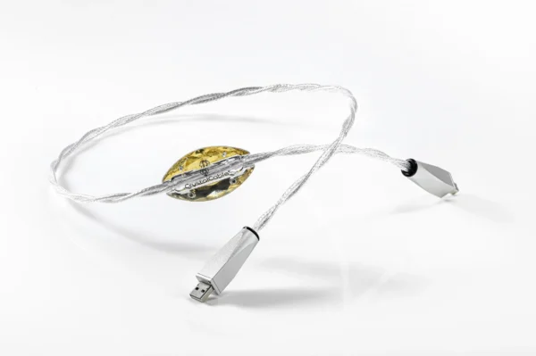 Crystal Cable Future Dream 22 Series USB Cable 01